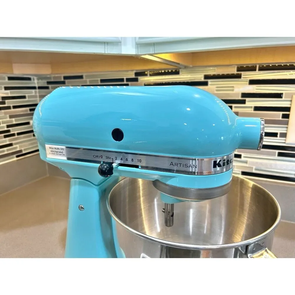 KitchenAid Artisan Series 5 Qt Tilt Head Stand Mixer Aqua Sky Bowl & Attachments